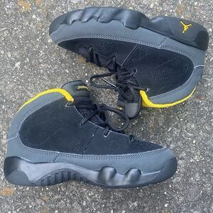 Jordan 9 Retro Dark Charcoal University Gold PreSchool